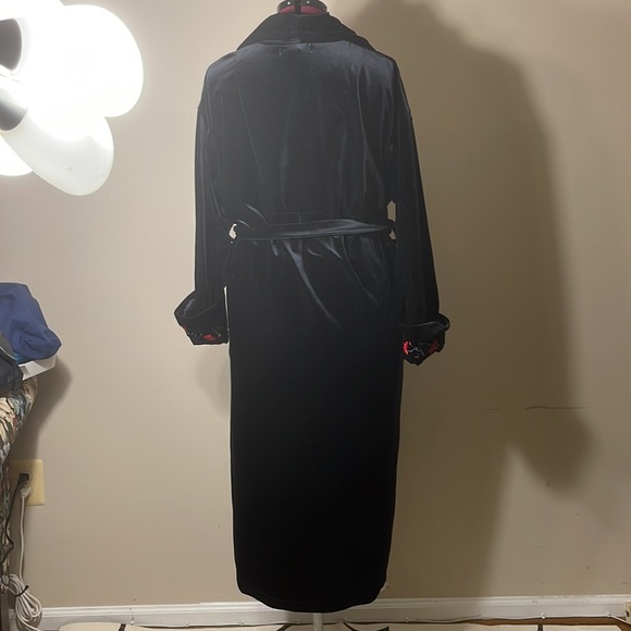 Valerie stephens 95% polyester 5% Lycra robe medium m rose details rose 🌹 - Picture 4 of 5